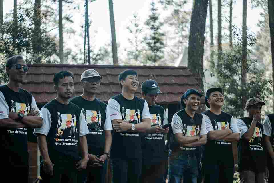 Kebon Pines Lembang | EO Prabu Outbound