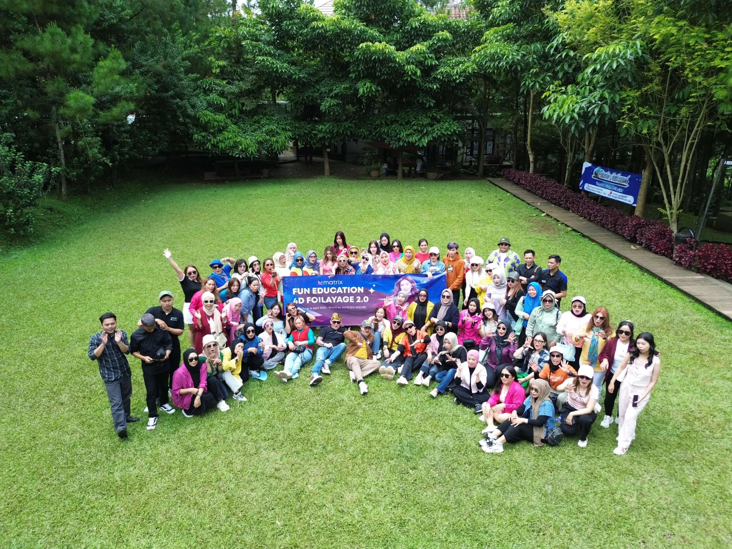 Outing Kantor di Emaki Resort